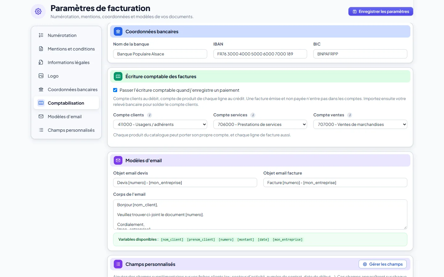 Paramètres de facturation : la case « Passer l'écriture comptable quand j'enregistre un paiement » cochée, avec les comptes clients, services et ventes