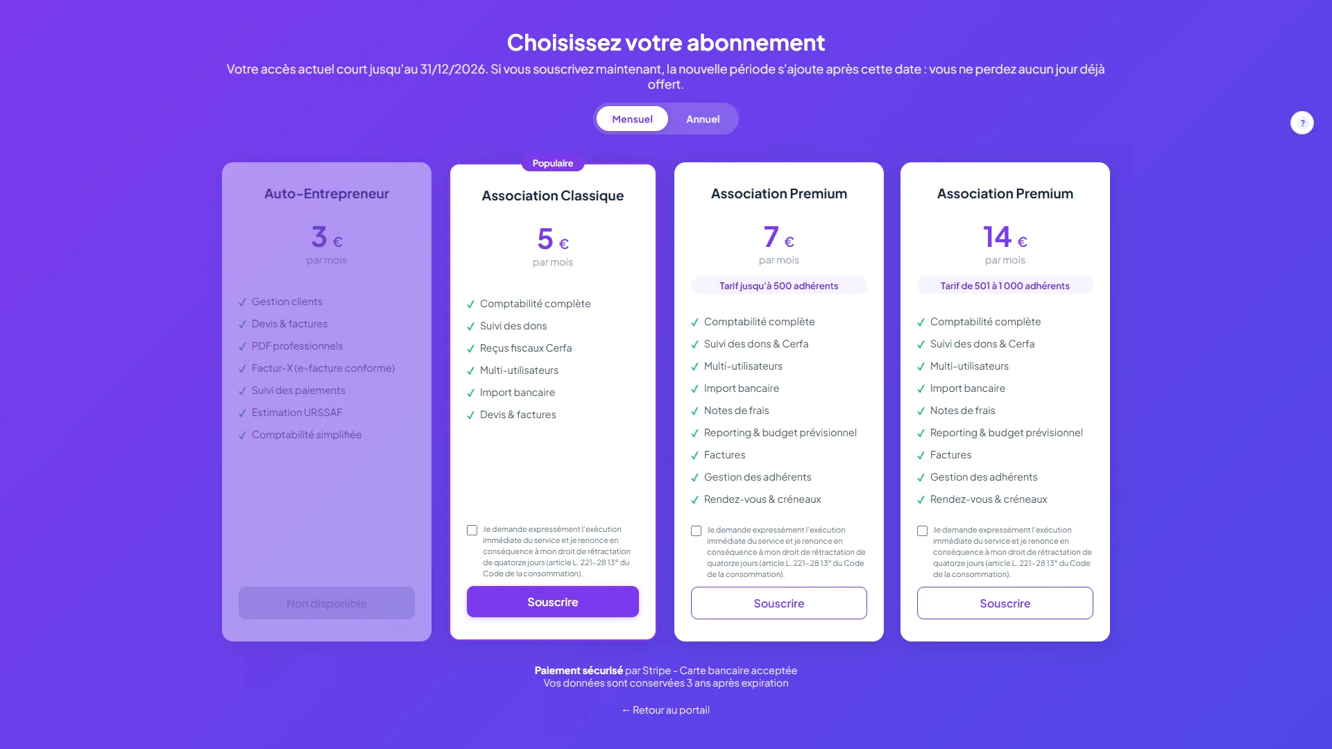 Écran Choisissez votre abonnement : quatre cartes côte à côte, la formule Association Premium présente deux fois, avec les mentions Tarif jusqu'à 500 adhérents et Tarif de 501 à 1 000 adhérents sous leur prix